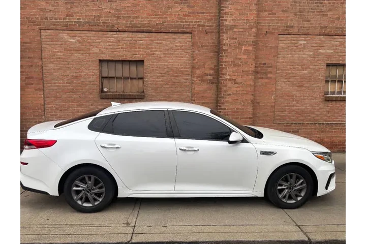 $14500 : 2020 Optima LX image 7