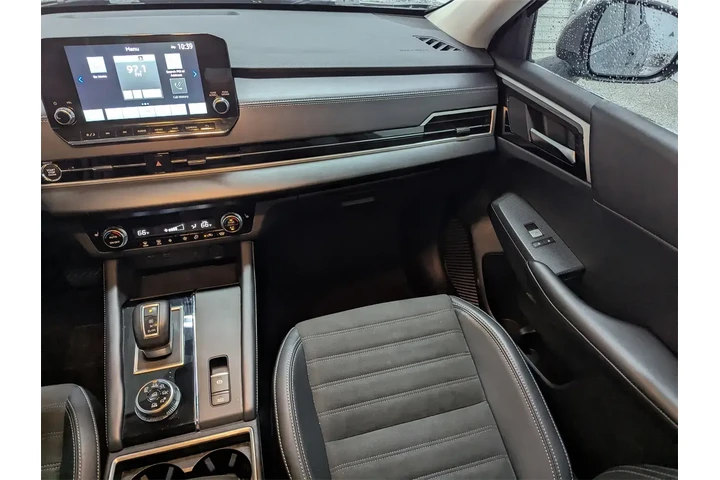 $24797 : Mitsubishi Outlander 2024 AW image 8