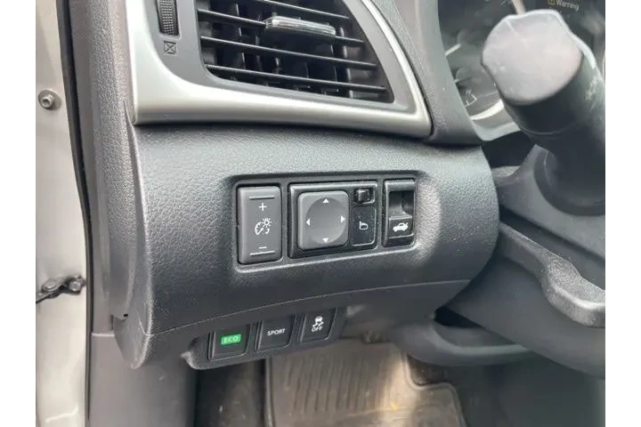 $12992 : Nissan Sentra 2016 S 4dr Sed image 6