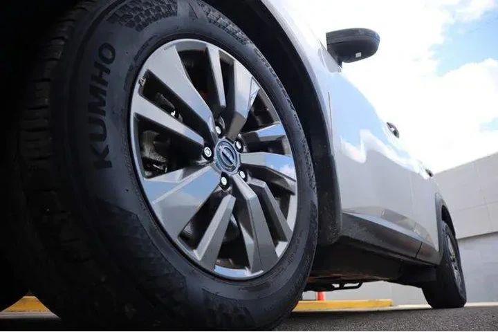 $27218 : Nissan Pathfinder 2024 AWD S image 9