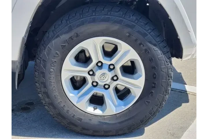$31555 : Toyota 4Runner 2018 AWD Limi image 10