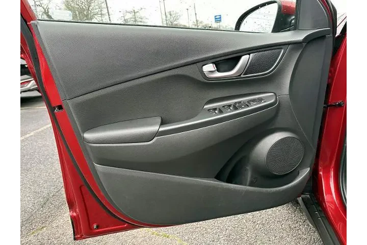 $19999 : Hyundai KONA 2023 AWD SEL 4d image 8