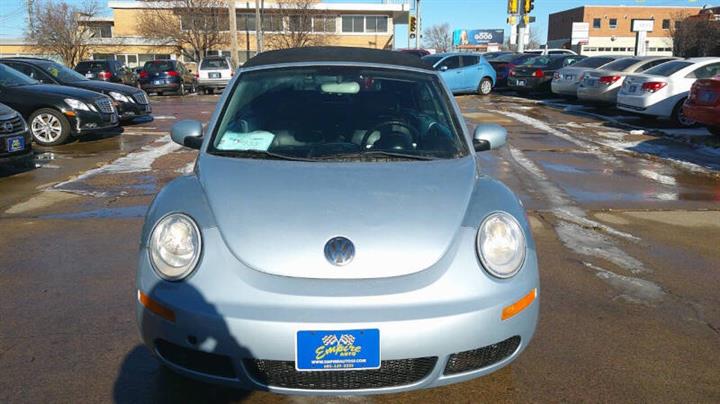 $6999 : 2009 New Beetle Convertible image 4