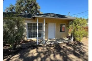 This 2 bedrooms 1 bath House