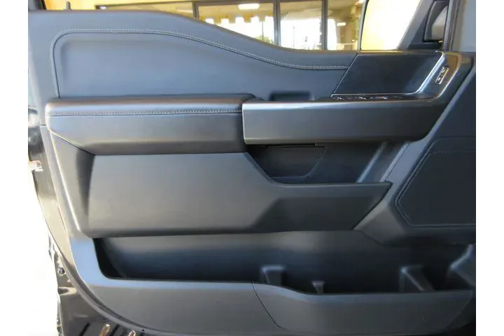 $37639 : Ford F-150 2023 4x4 XL 4dr S image 9