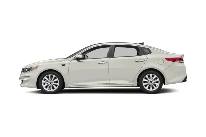 $5990 : 2017 Optima LX Turbo image 4