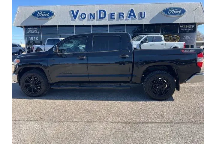 $28885 : Toyota Tundra 2017 4x2 SR5 4 image 1