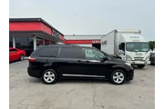 2016 Sienna 5dr 7-Passenger V