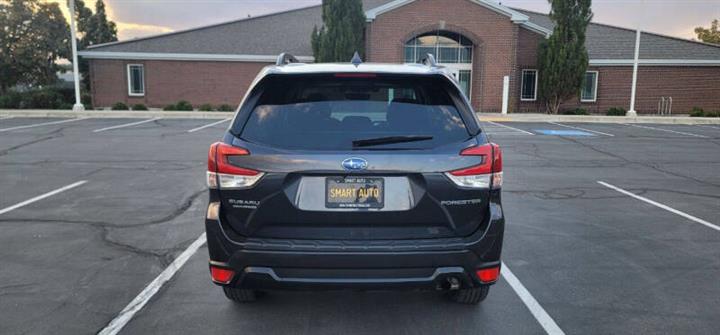 $20700 : 2019 Forester Premium image 8