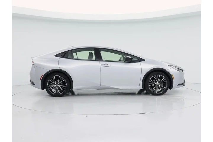 $29998 : Toyota Prius 2023 LE 4dr Hat image 7