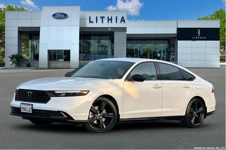 $29769 : Honda Accord Hybrid 2024 Spo image 1