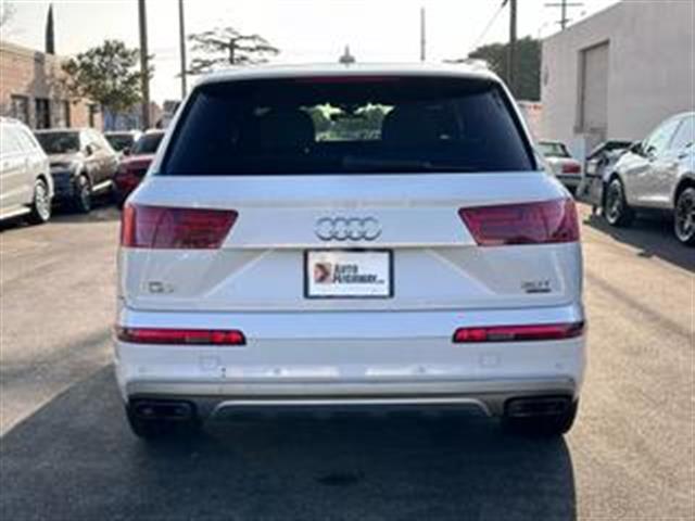 $19990 : 2017 AUDI Q72017 AUDI Q7 image 6