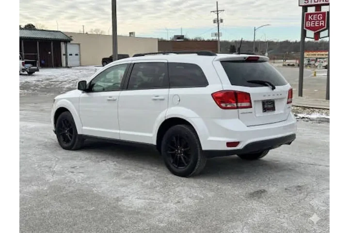 $10950 : 2019 Grand Caravan SE image 3