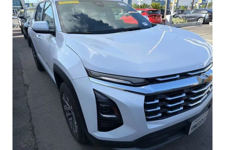 $23000 : Chevrolet Equinox 2025 LT 4d image 6