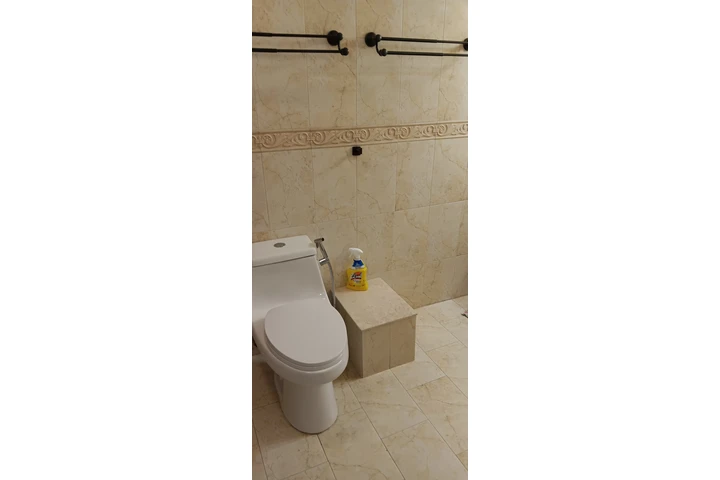$1 : Efficiense for rent. image 2