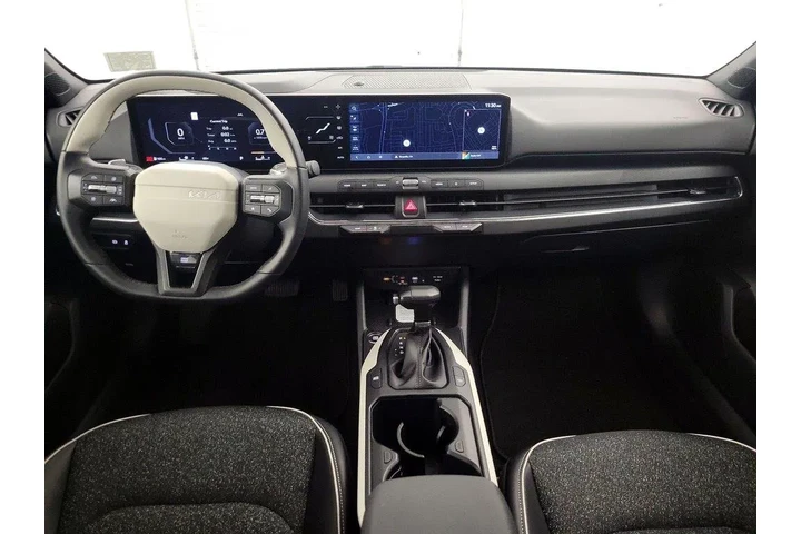 $28998 : Kia K4 2025 GT-Line 4dr Seda image 9