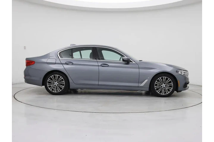 $21998 : BMW 5 Series 2019 530e iPerf image 7