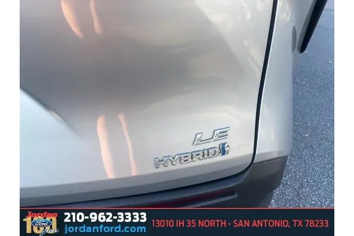 $25415 : Toyota Sienna 2021 LE 8-Pass image 7