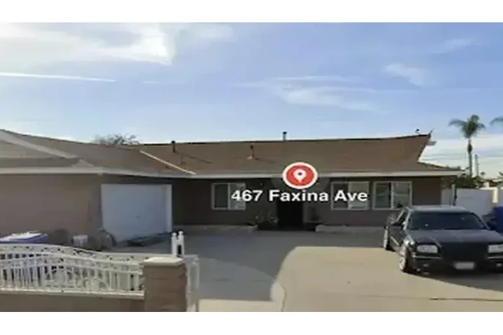 $1300 : SE RENTA RECAMARA image 2