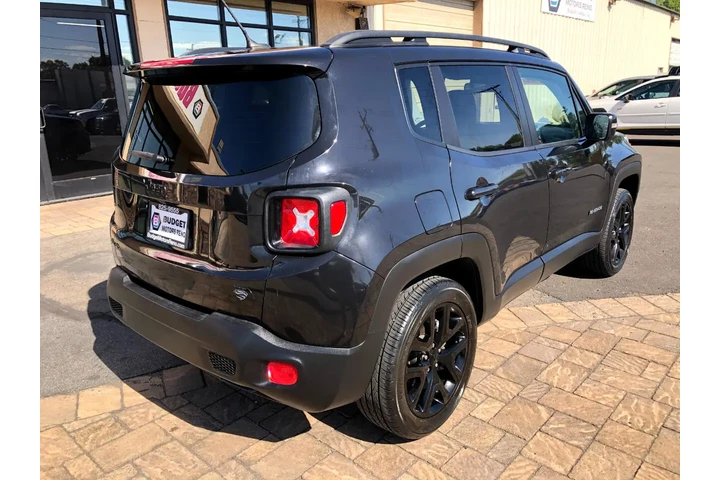 $14990 : 2016 Renegade Latitude 4WD image 2
