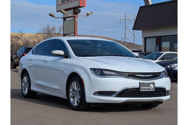 $12985 : 2015 200 Limited image 7