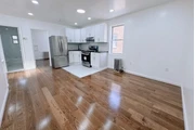 $2600 : En renta – Ozone Park thumbnail