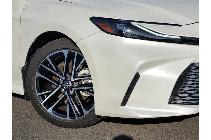 $33414 : Toyota Camry 2025 SE 4dr Sed image 4