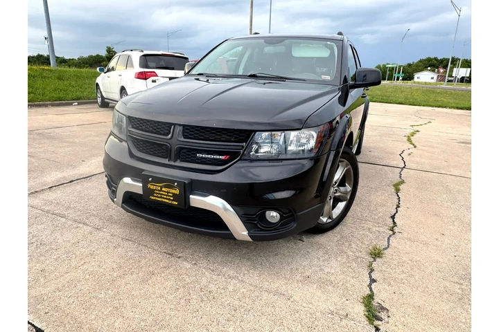 $6999 : 2017 Journey Crossroad FWD image 1