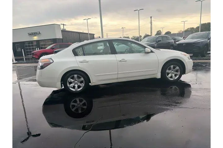 $7995 : Nissan Altima 2009 2.5 SL 4d image 6