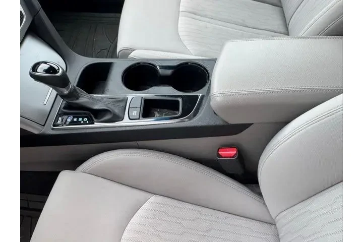 $11781 : Hyundai SONATA Hybrid 2017 S image 10