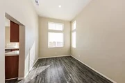 $3090 : Suitable 5 bedroom apartment thumbnail