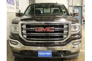 $33995 : GMC Sierra 1500 2018 4x4 SLT thumbnail