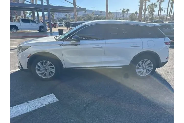 $36555 : Lincoln Corsair 2024 AWD Pre image 8