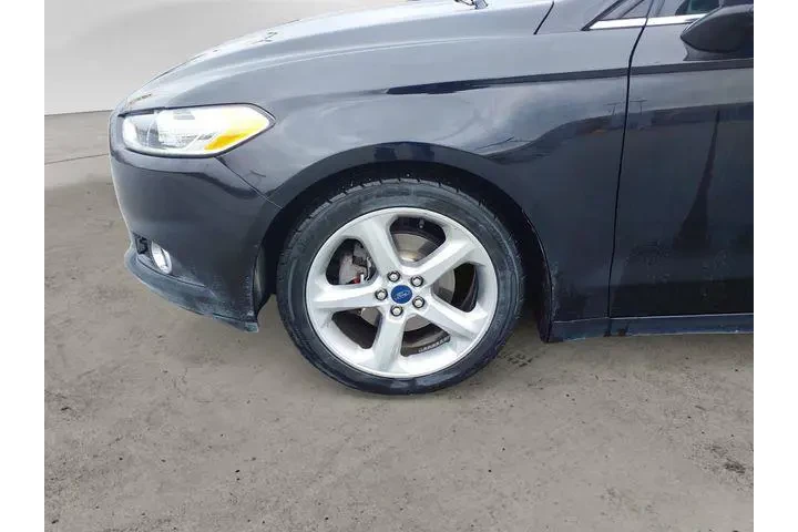$9261 : Ford Fusion 2016 SE 4dr Seda image 10