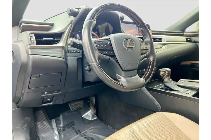 $25500 : Lexus ES 300h 2019 Luxury 4d image 10