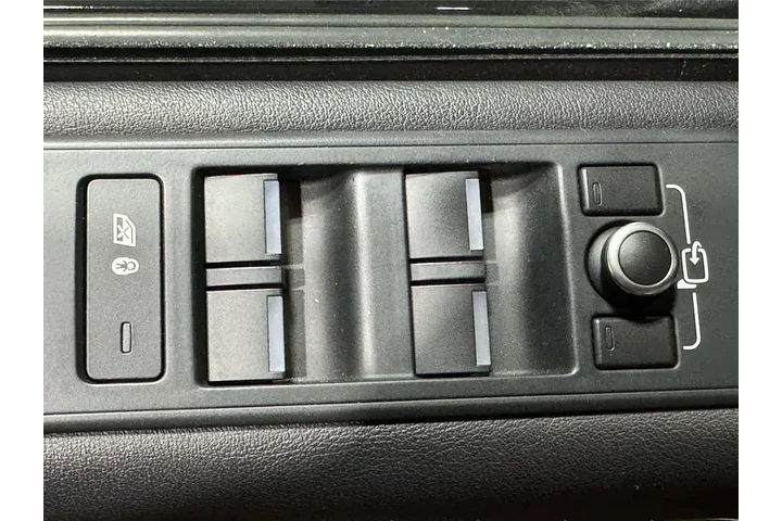 $22995 : Land Rover Range Rover Sport image 8