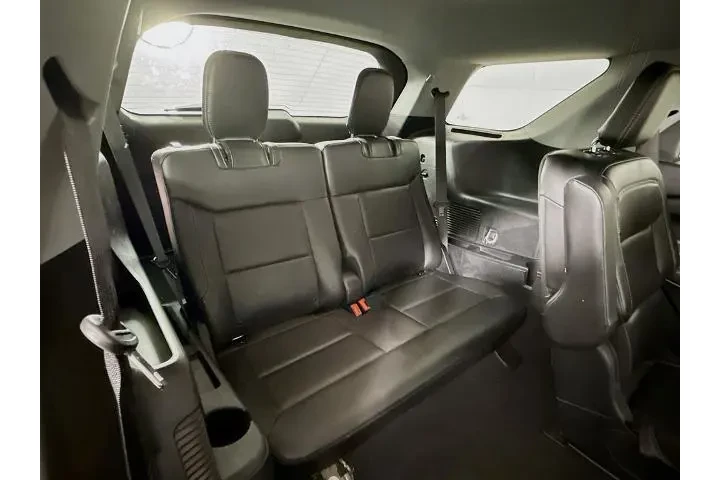 $35000 : Ford Explorer 2024 AWD XLT 4 image 4