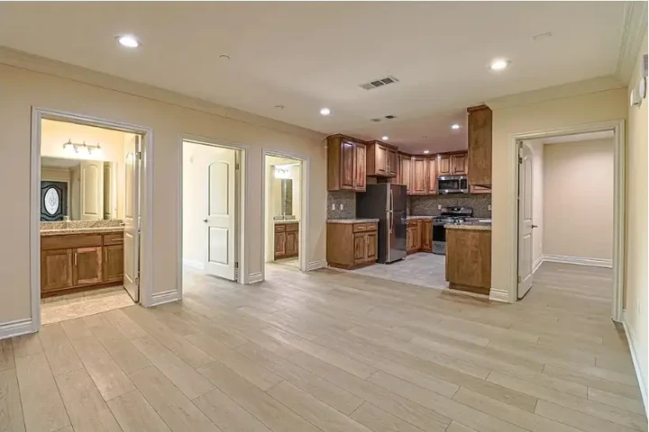$1890 : Apartment rent 2 bedroom image 4