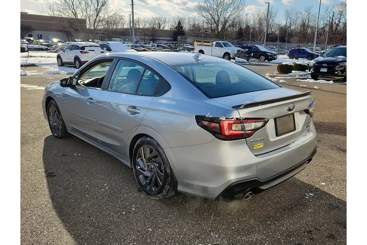 $31299 : Subaru Legacy 2025 AWD Sport image 4