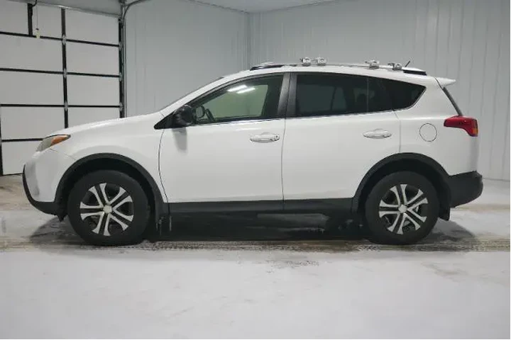 $14500 : Toyota RAV4 2015 AWD LE 4dr image 8