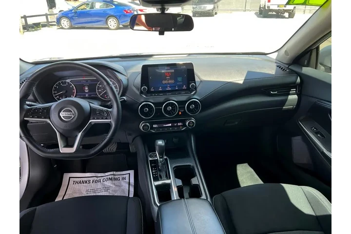 $17500 : 2021 Sentra SV image 9