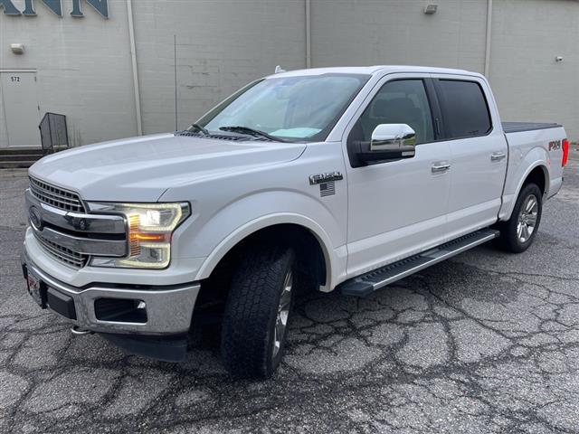 $36991 : PRE-OWNED 2018 FORD F-150 LAR image 1