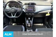 $18920 : Nissan Versa 2025 SV 4dr Sed thumbnail