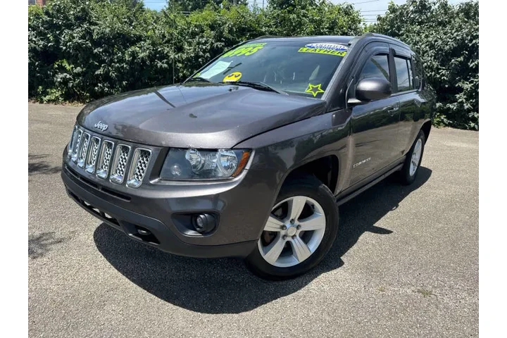 $5994 : 2015 Compass Latitude image 1