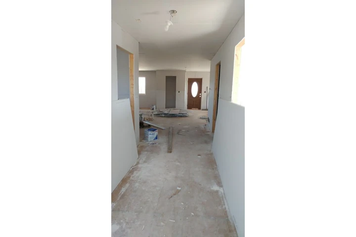 Maid cleaning image 2