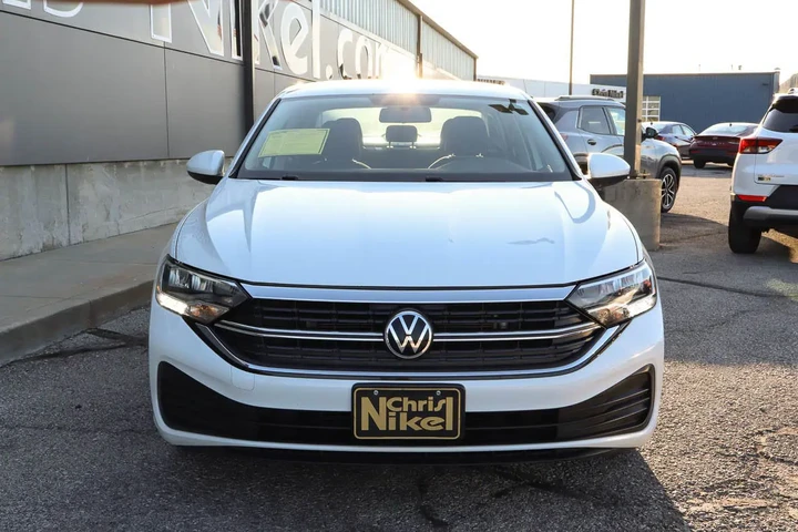 $19587 : 2022 Jetta S Auto image 2
