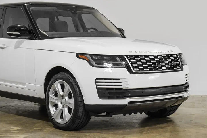 $32990 : 2020 Range Rover P525 HSE image 10