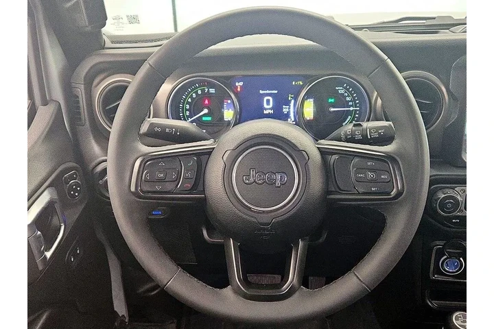 $28998 : Jeep Wrangler 2023 4x4 Willy image 10