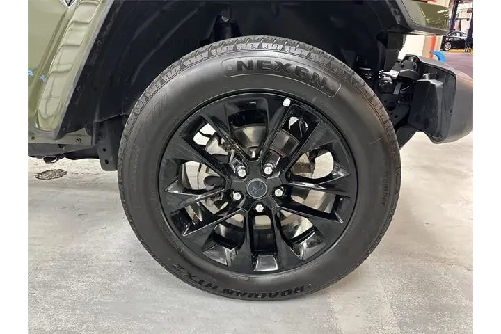 $32900 : Jeep Wrangler 2024 4x4 Sahar image 2