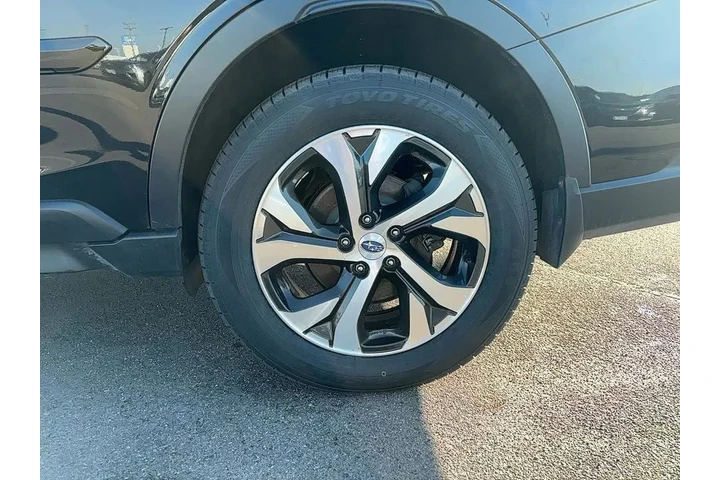 $20492 : 2020 Outback Touring XT image 8